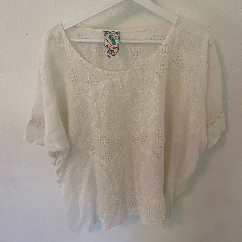 Elegant Cream Lace Johnny Was Top - Picture 3 of 6